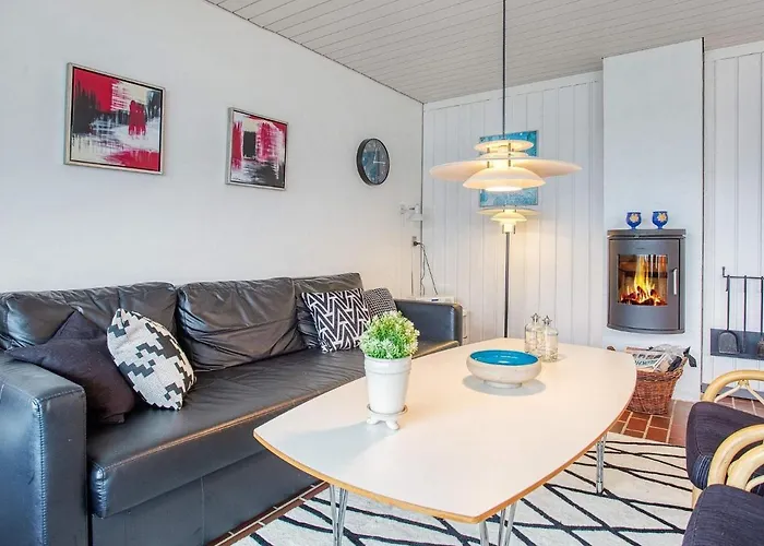 Dom wakacyjny Secluded Retreat In Rodhus-by Traum *